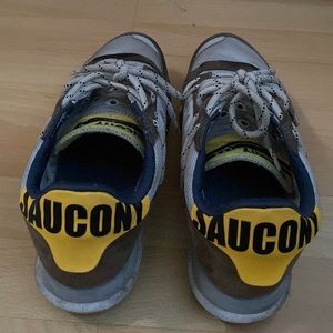 Men’s Saucony sneakers